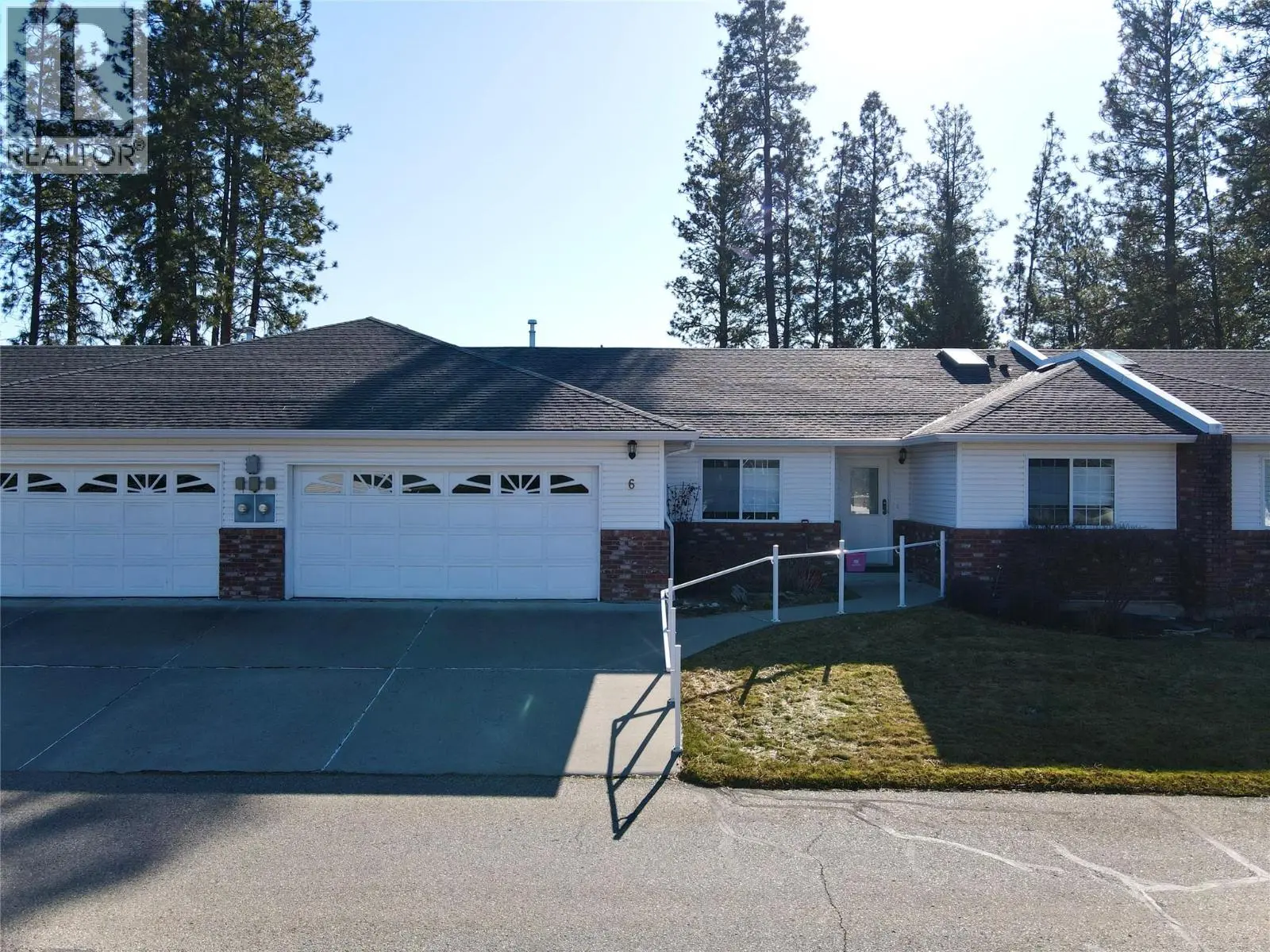 Photo of Listing #10390410