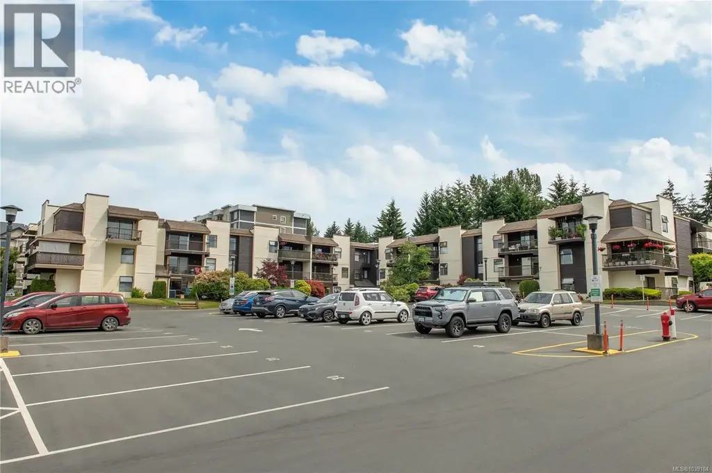 210 585 Dogwood St, Campbell River