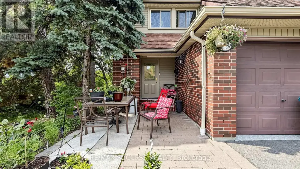 19 - 2617 Windwood Drive, Mississauga (Meadowvale)