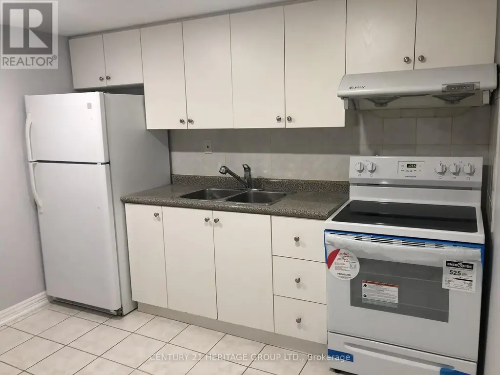 Apt 1 - 16 Cartmel Drive, Markham (Milliken Mills East)