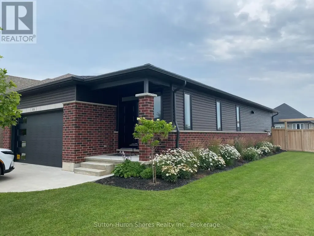 414 Mary Rose Avenue, Saugeen Shores