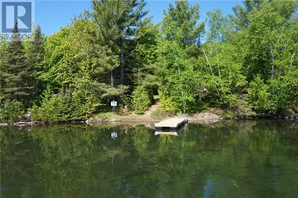 102 Maplegrove Island, Greater Sudbury