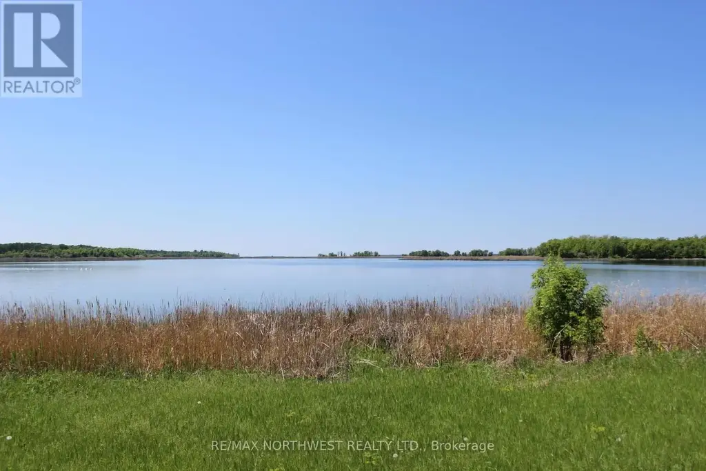222 Morrison Rd, Lake of the Woods (Morson)