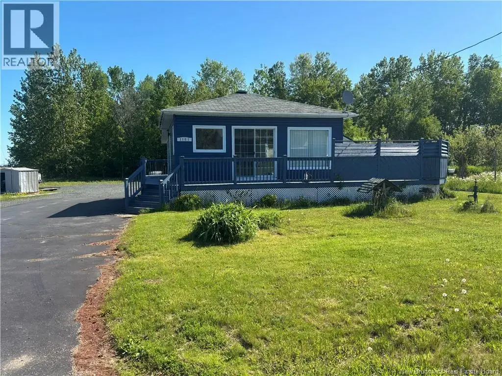 1181 Rue Bryar, Beresford