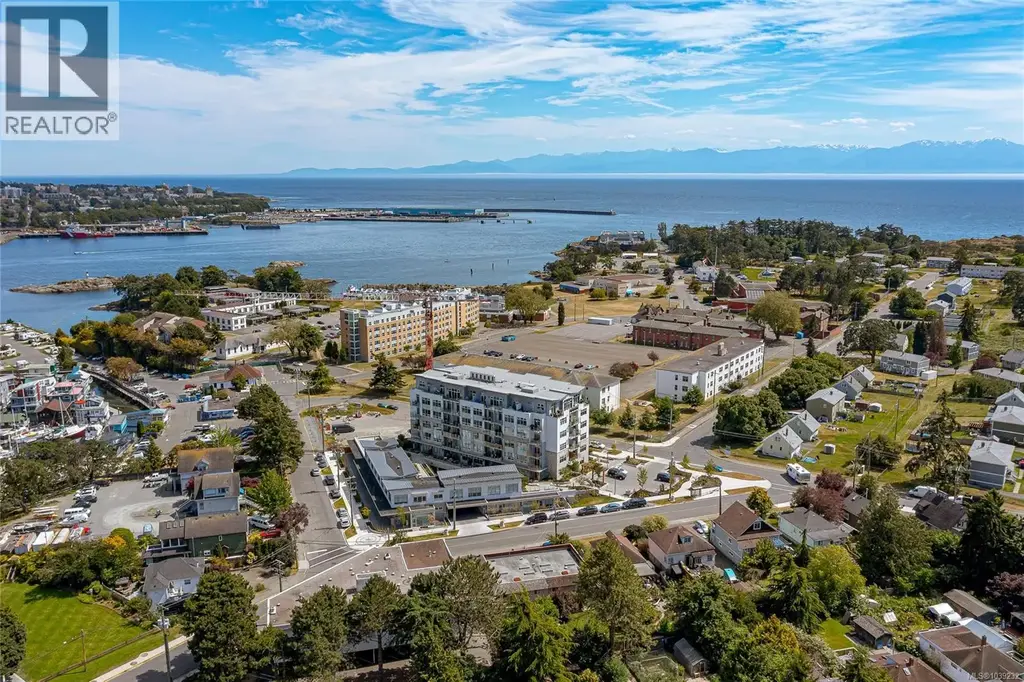 206 916 Lyall St, Esquimalt