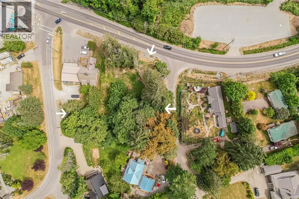 2 Drake Rd, Salt Spring