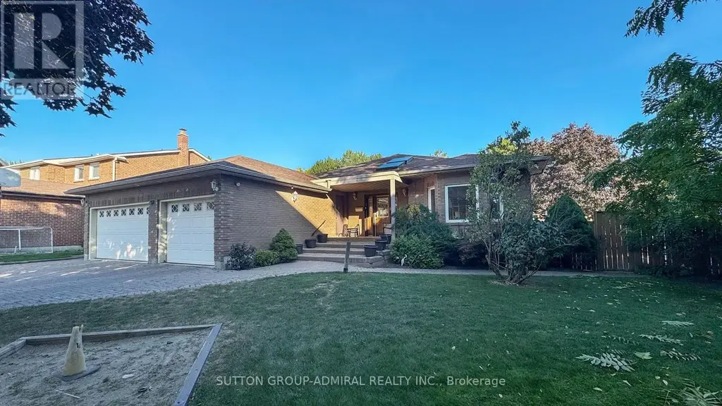 51 Faye Court, Vaughan (Crestwood-Springfarm-Yorkhill)