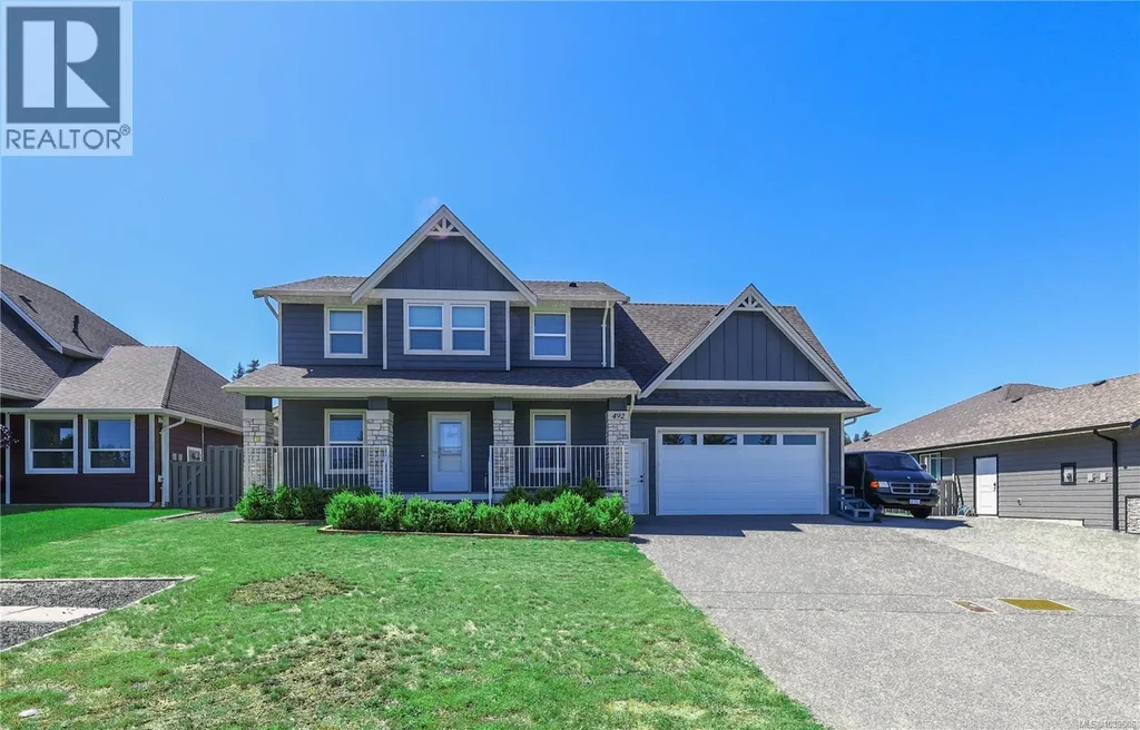 492 Park Forest Dr, Campbell River