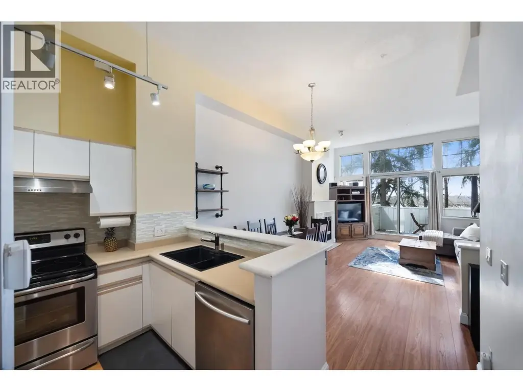 5 3586 Rainier Place, Vancouver