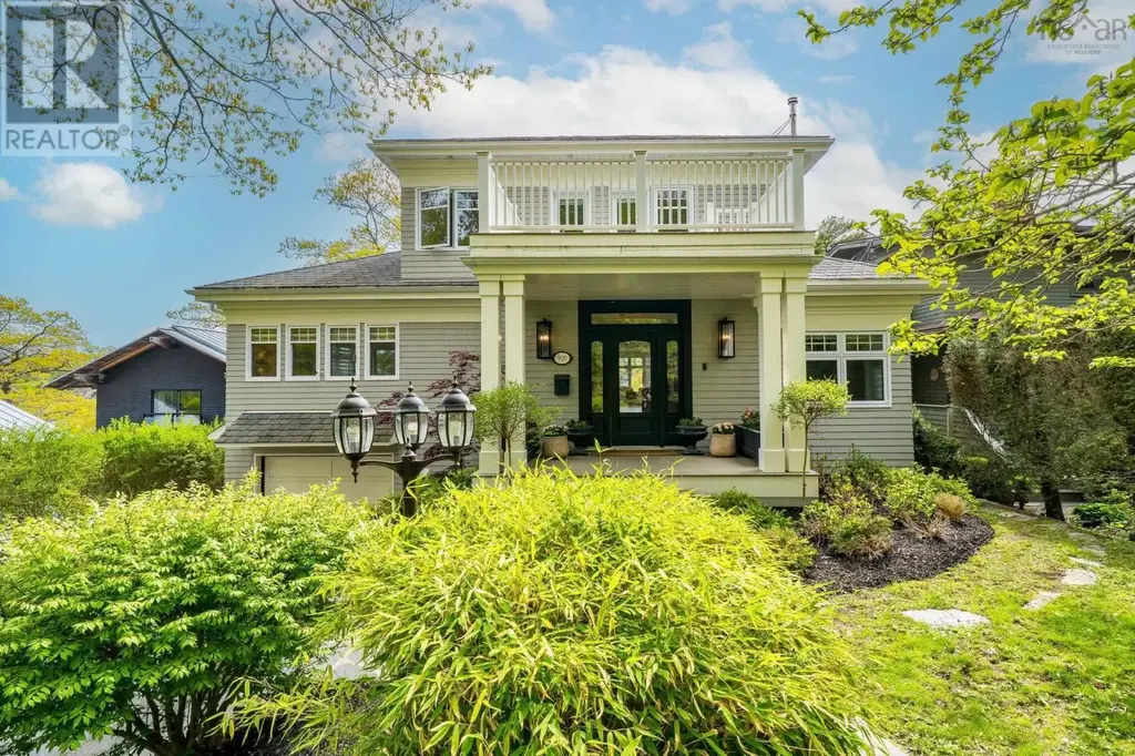905 Marlborough Woods, Halifax