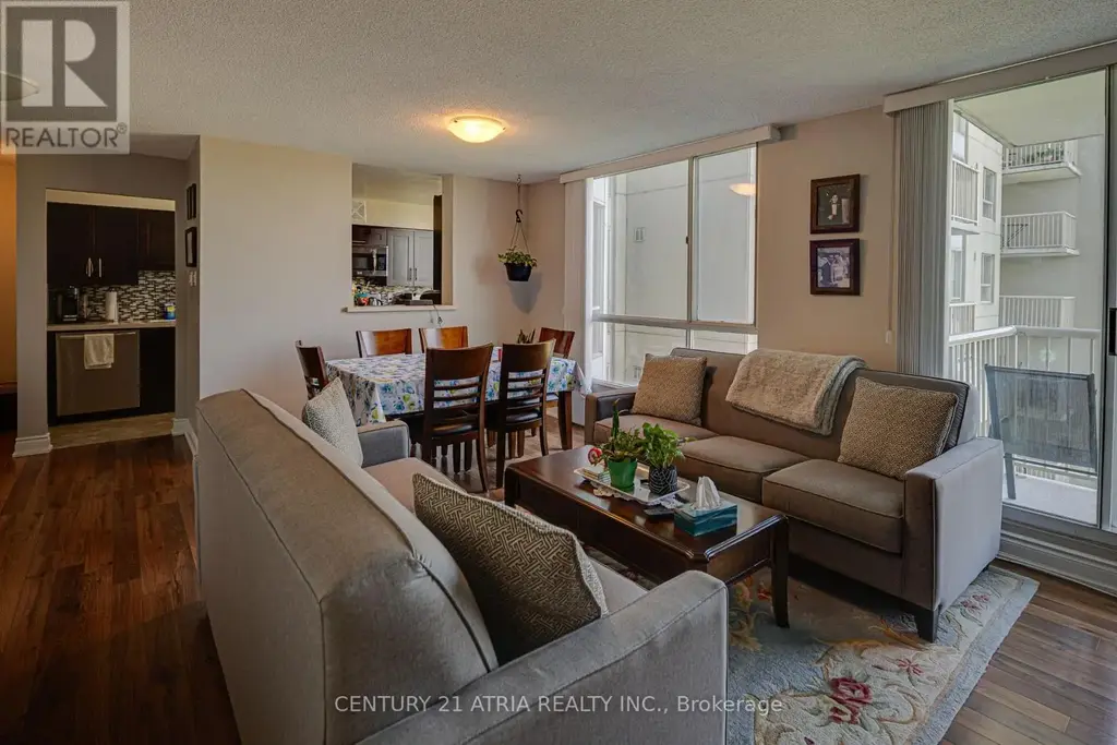 606 - 3077 Weston Road, Toronto (Humberlea-Pelmo Park)