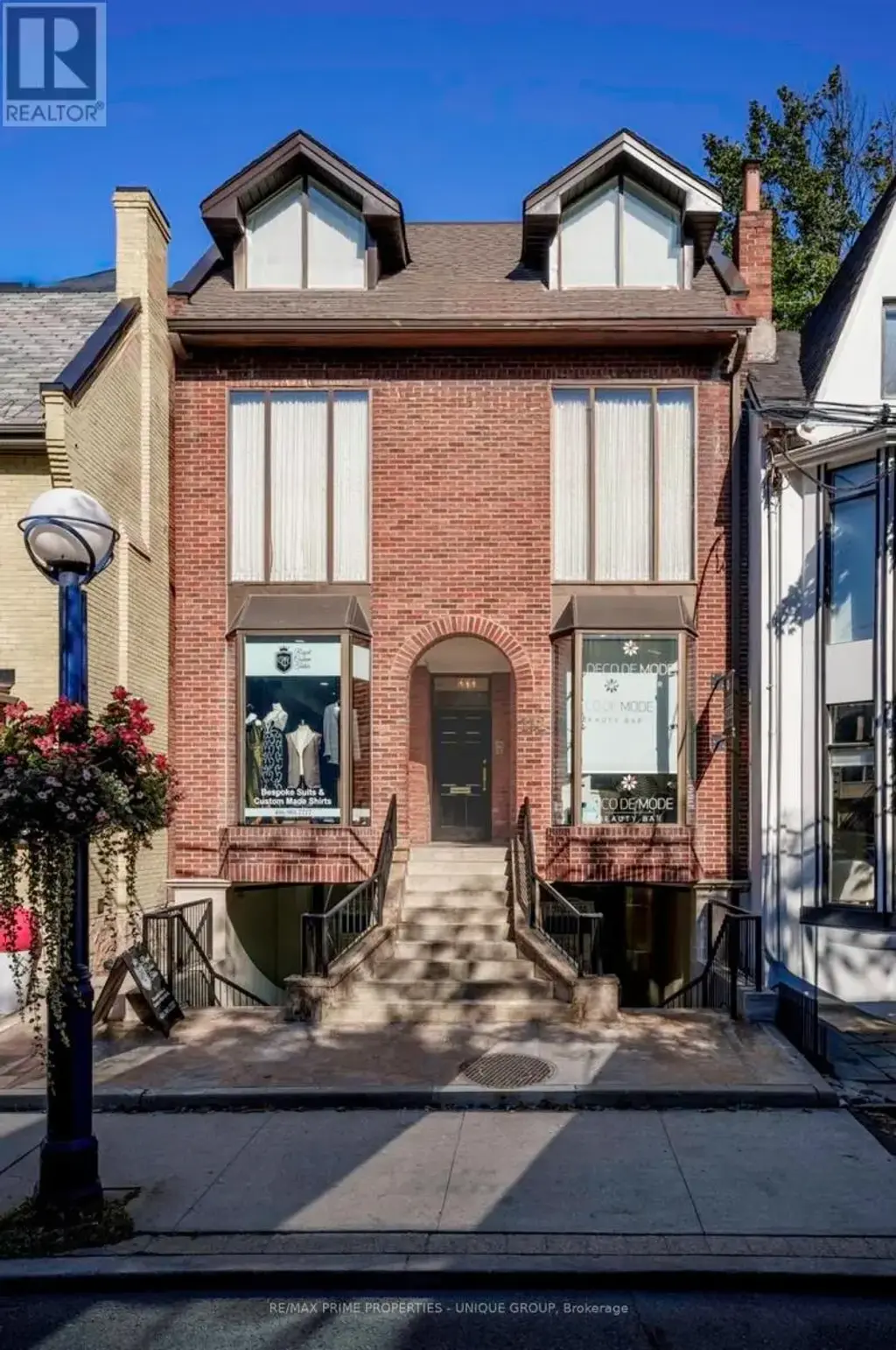 112 Scollard Street, Toronto (Annex)