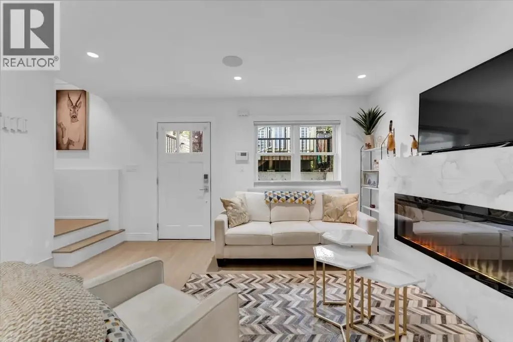 1020 Odlum Drive, Vancouver