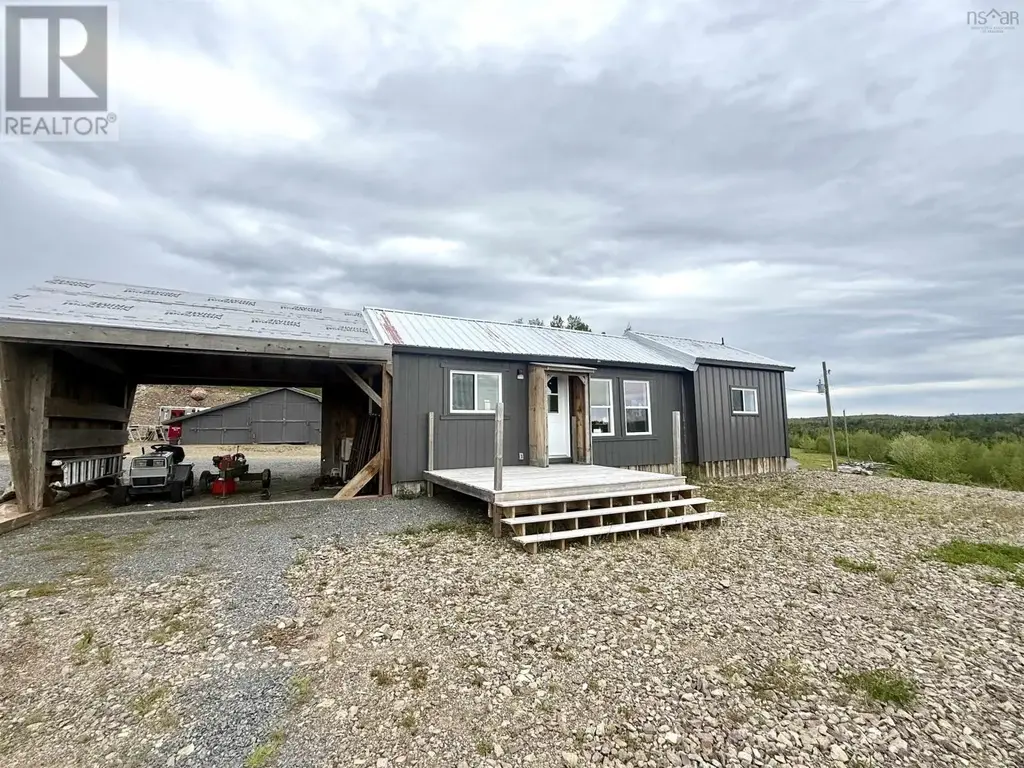 1000 Lake Road, Smithfield