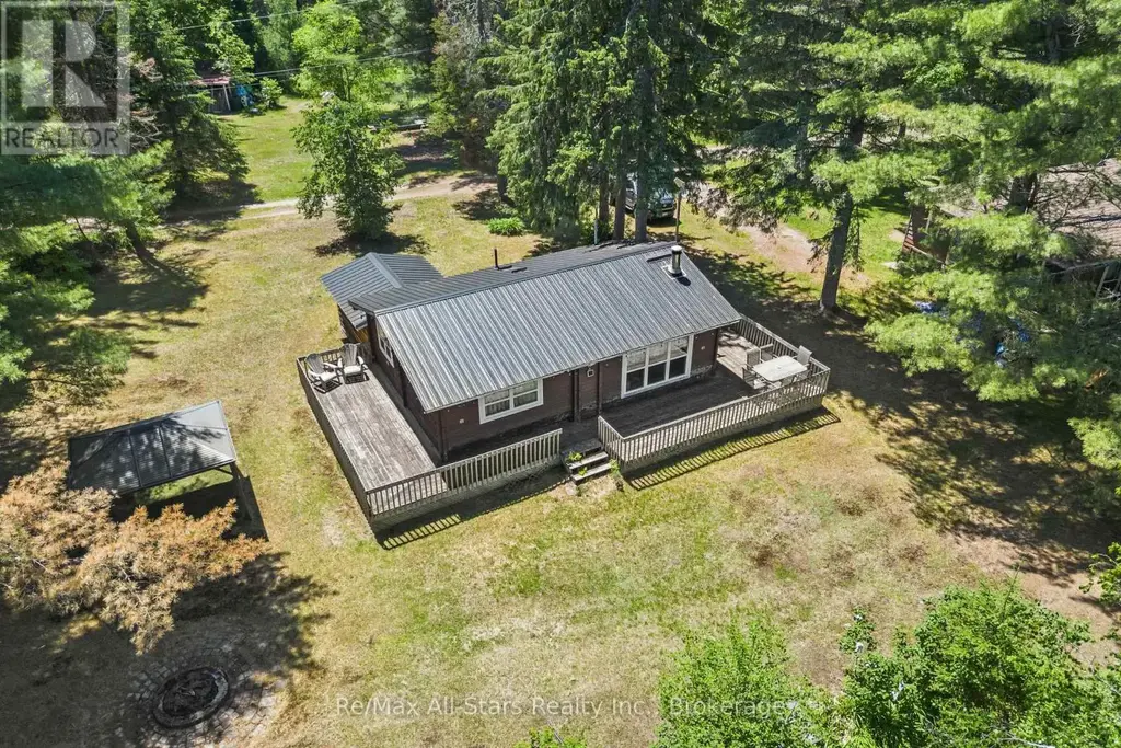 1042 Goadsby Trail, Minden Hills (Snowdon)