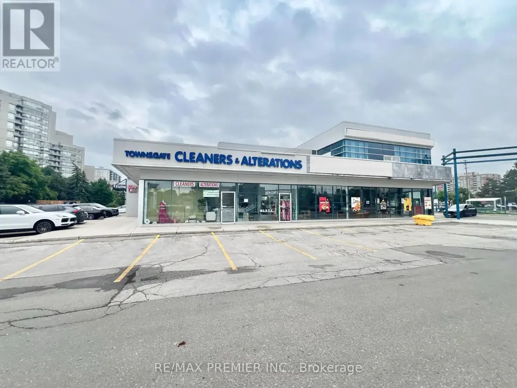 7 - 7077 Bathurst Street, Vaughan (Crestwood-Springfarm-Yorkhill)