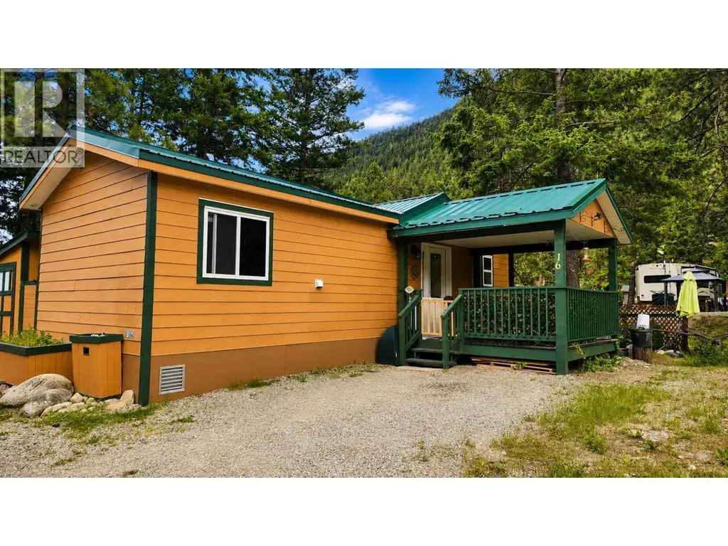 4835 Paradise Valley Drive Unit# 16, Peachland