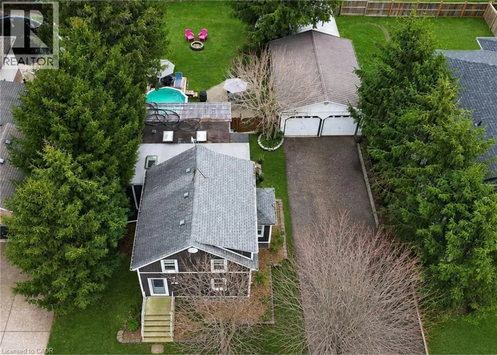 3555 Campden Road, Campden