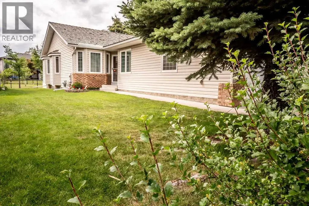 601 Riverside Drive Nw, High River