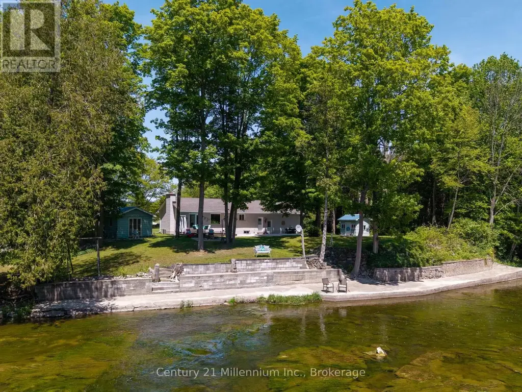 1 Crescent Street, South Bruce Peninsula