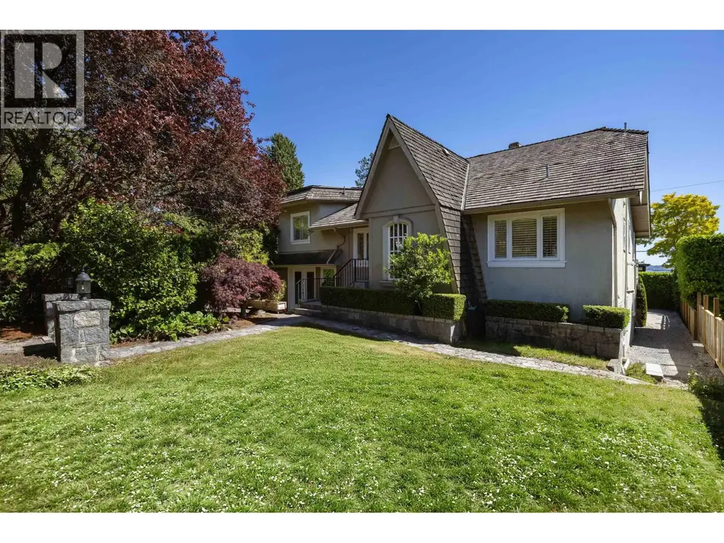 2308 Inglewood Avenue, West Vancouver