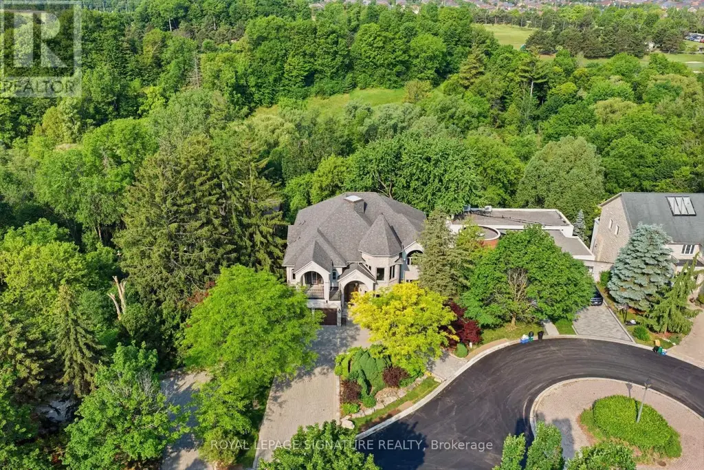 217 Garden Avenue, Richmond Hill (South Richvale)