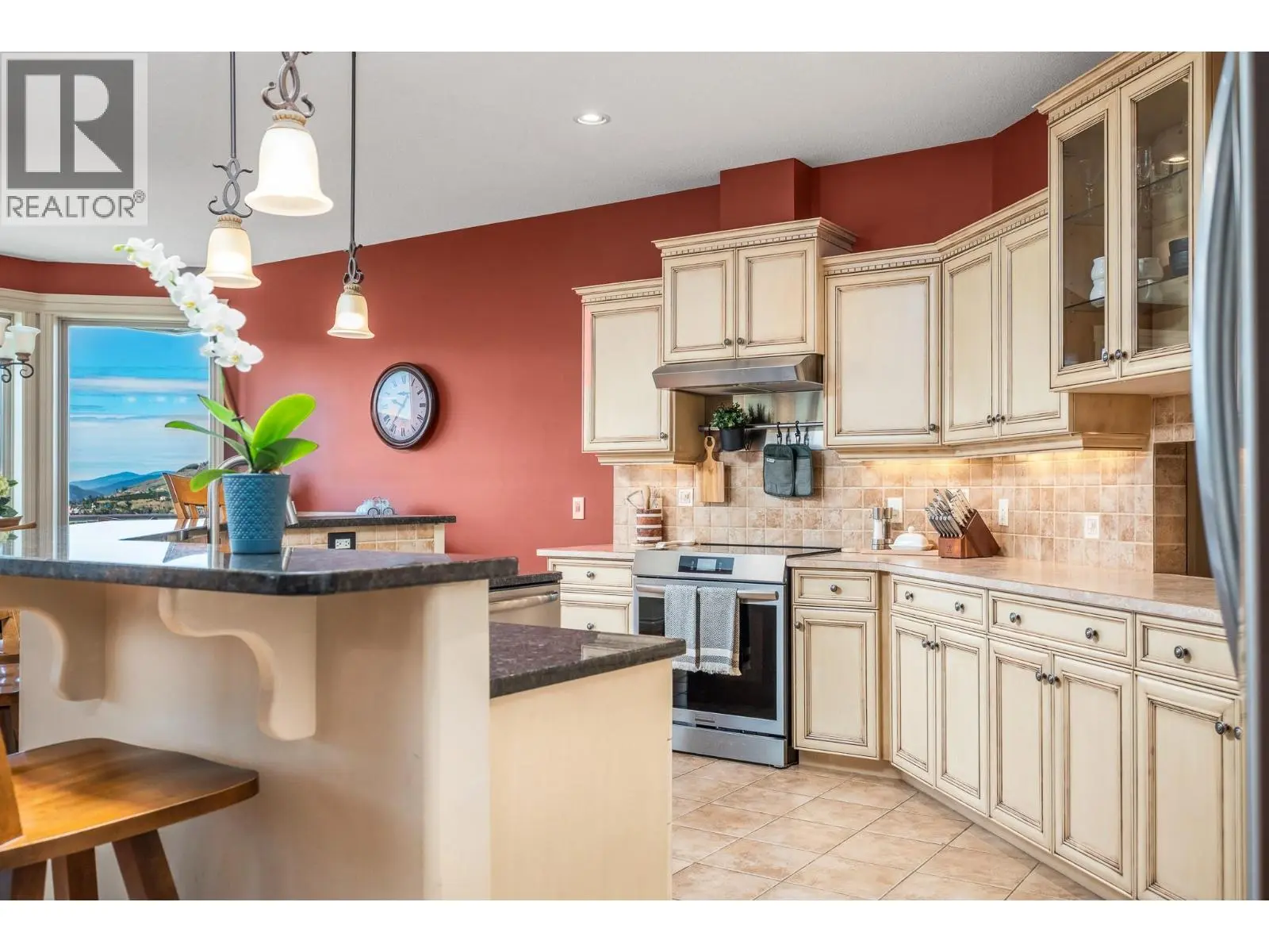 904 33 Avenue. Vernon, British Columbia