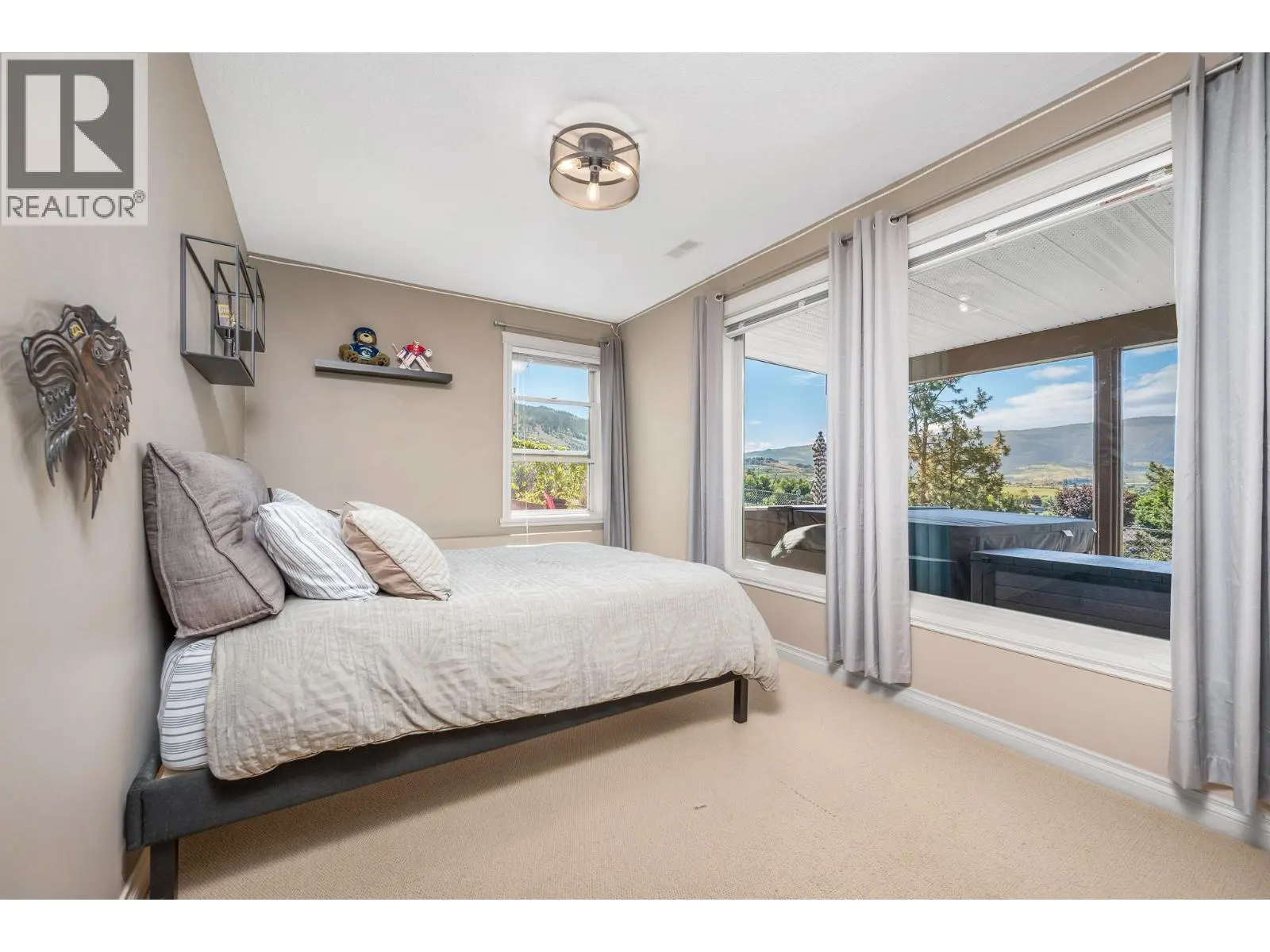 904 33 Avenue. Vernon, British Columbia