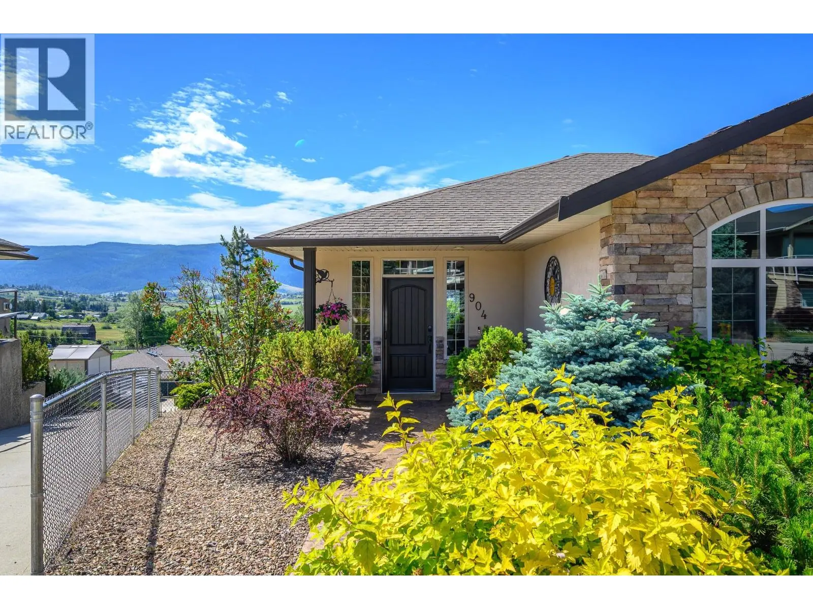 904 33 Avenue. Vernon, British Columbia