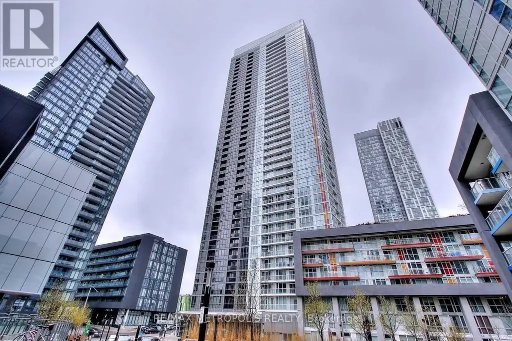 526 - 85 Queens Wharf Road, Toronto (Waterfront Communities)