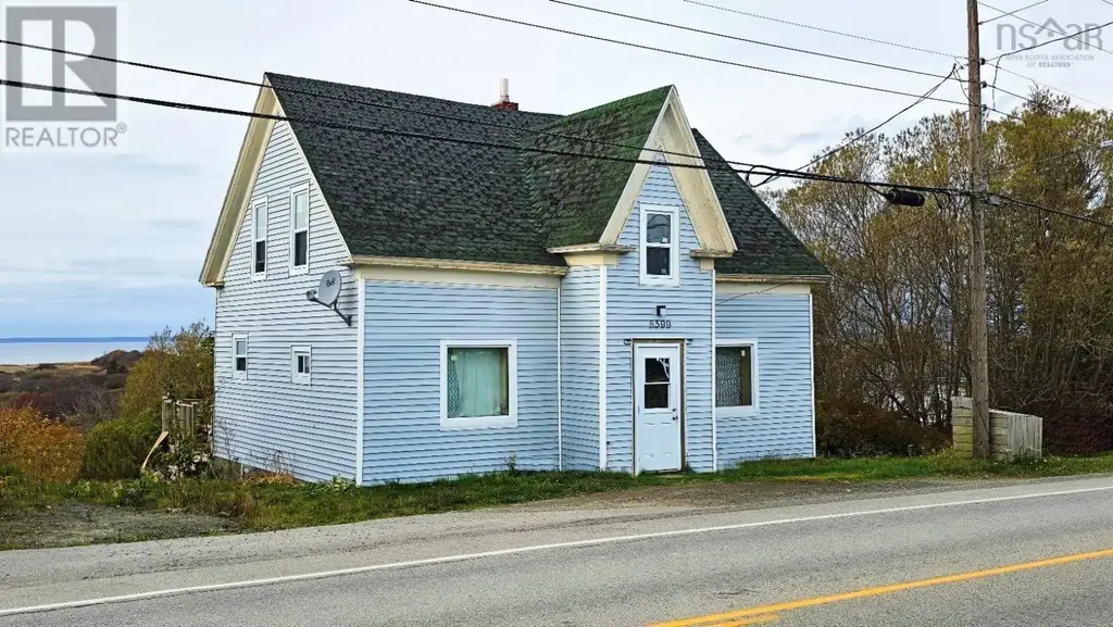 8599 Highway 1, Meteghan Centre