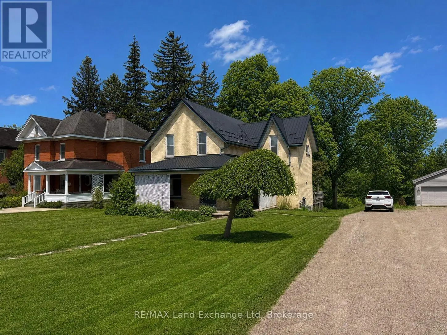 126 Diagonal Road, North Huron (Wingham)