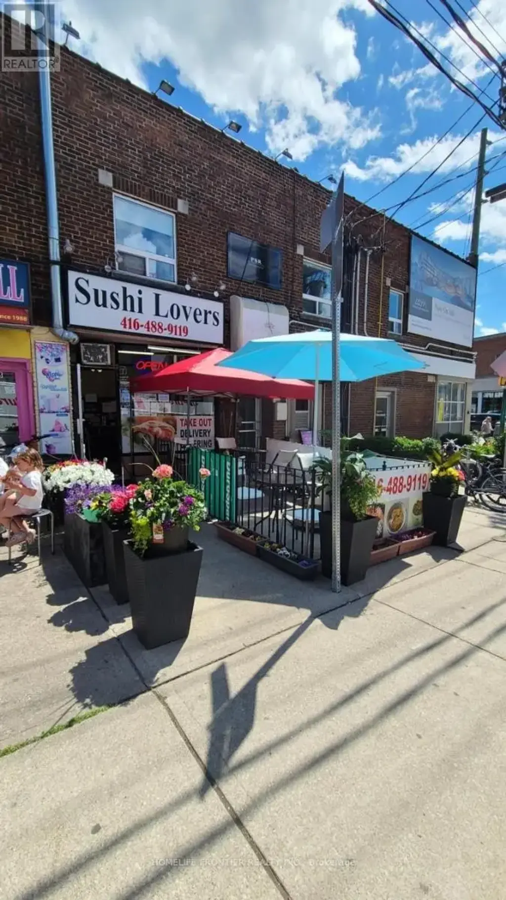 327 Lonsdale Road, Toronto (Forest Hill South)