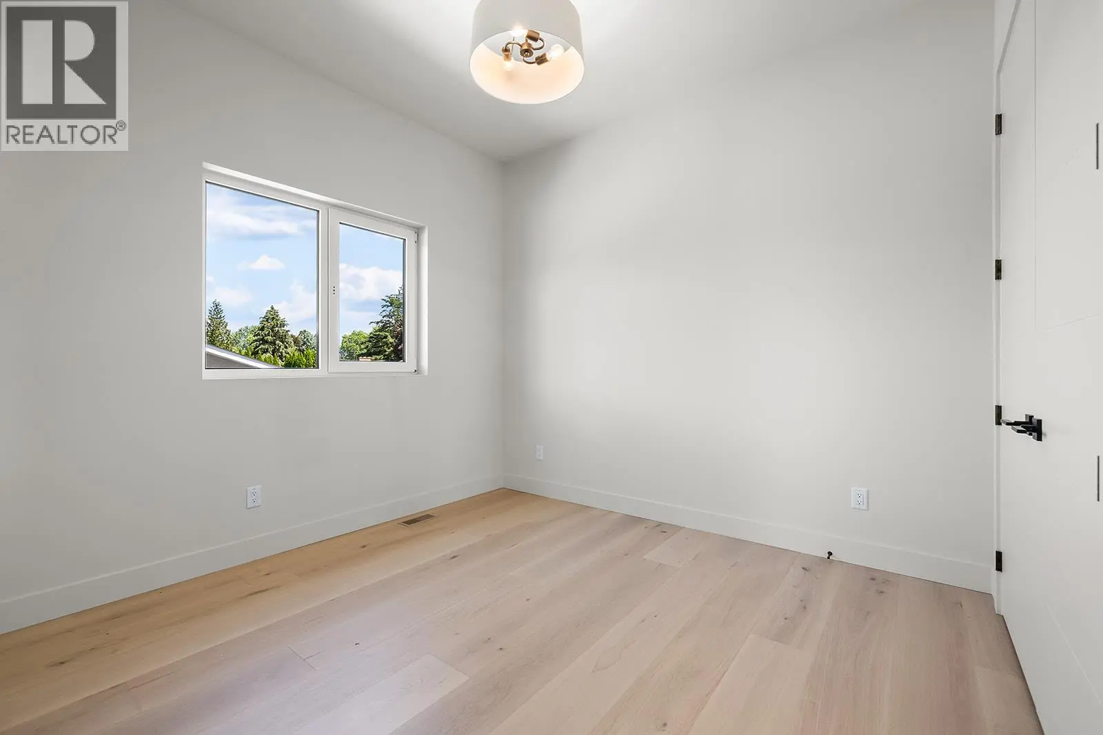 4495 Walker Road Unit# 1. Kelowna, British Columbia