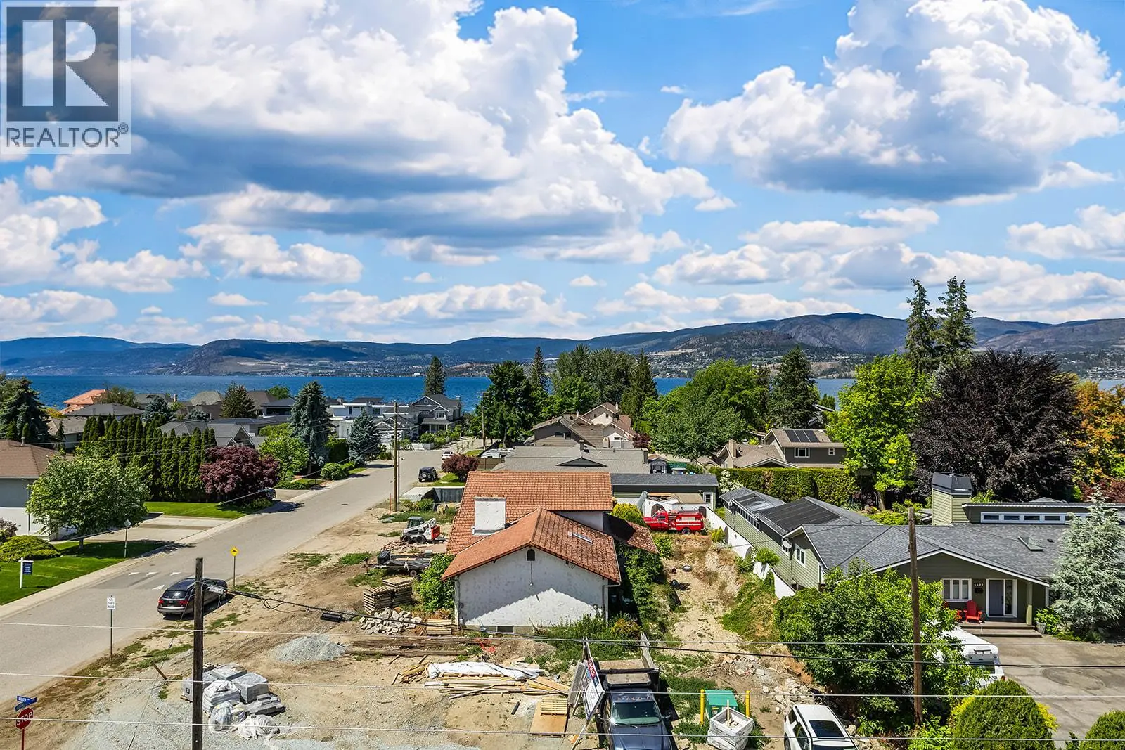4495 Walker Road Unit# 1. Kelowna, British Columbia