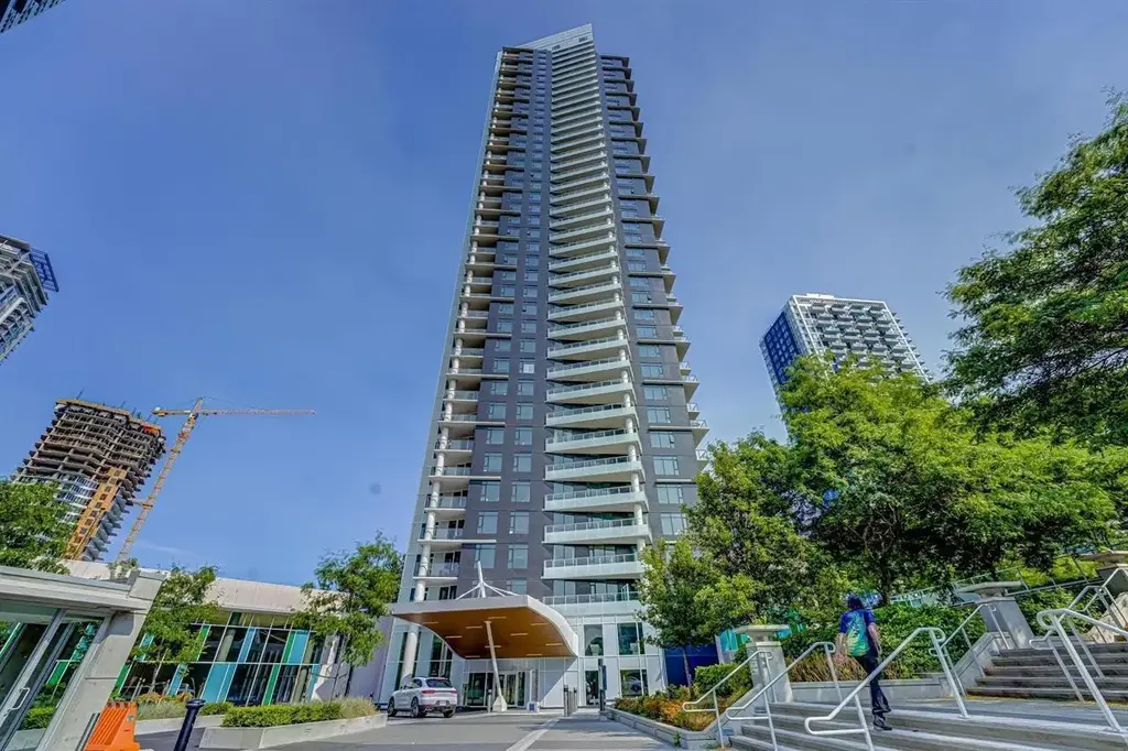 3104 9887 Whalley Boulevard, Surrey