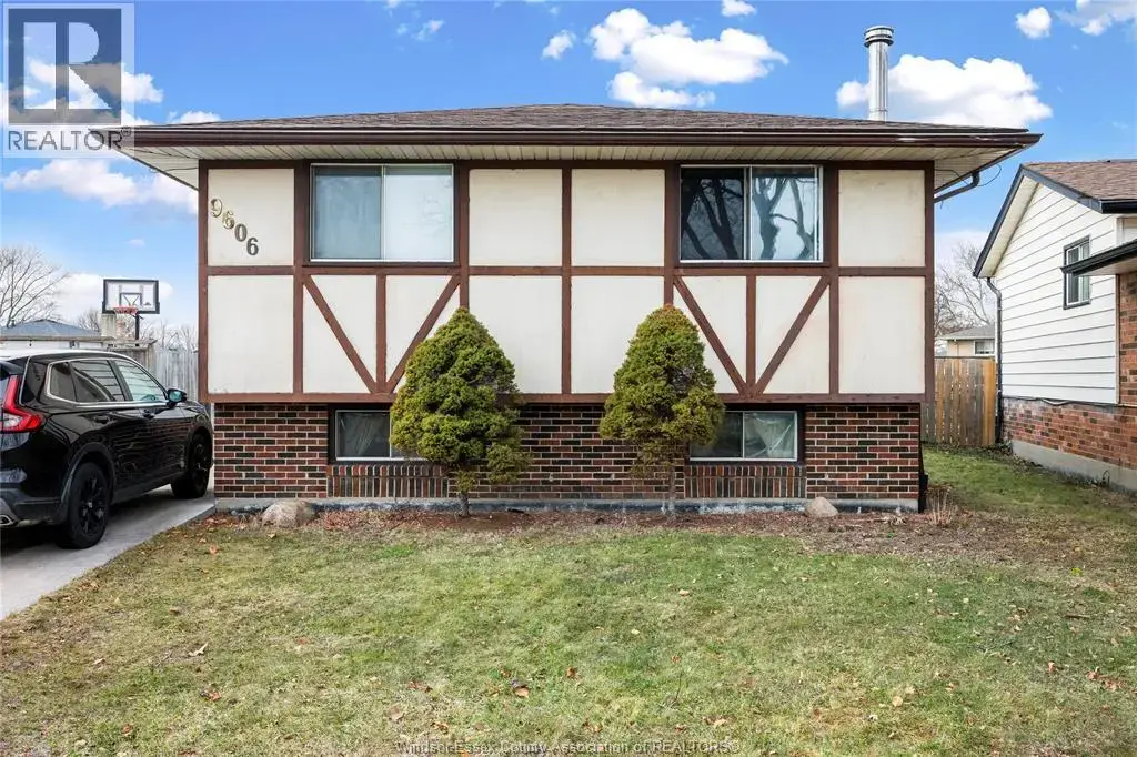 9606 Avery Lane, Windsor