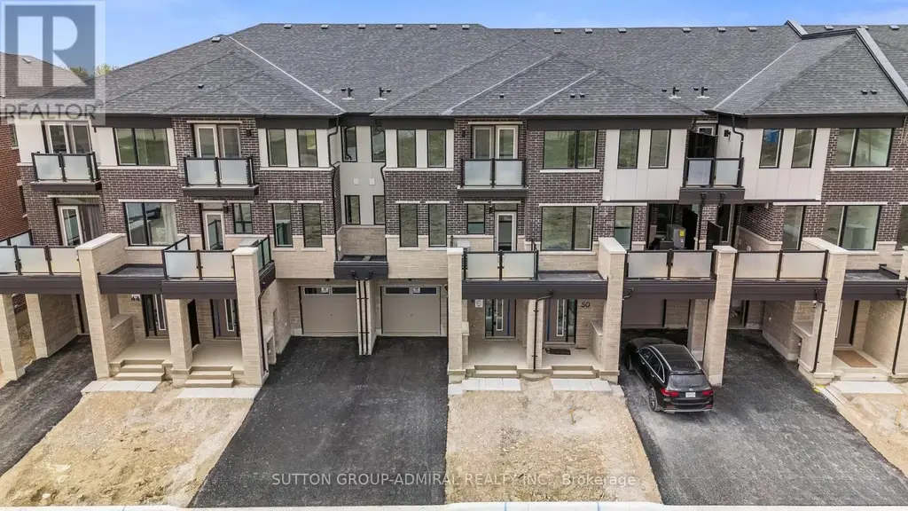 48 Elmer Moss Avenue, Caledon