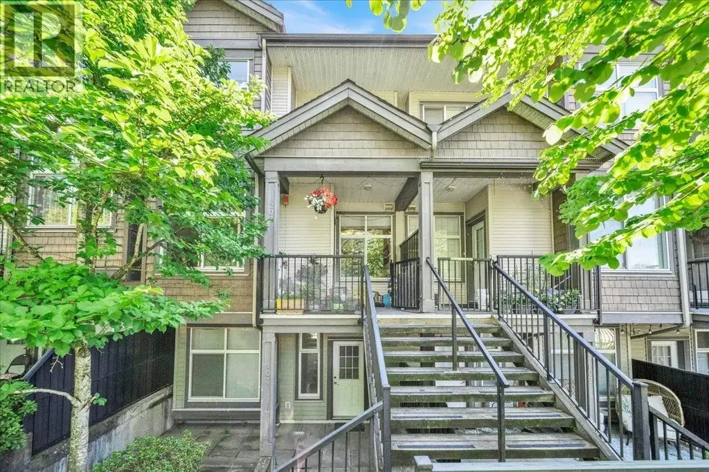 207 7333 16th Avenue, Burnaby