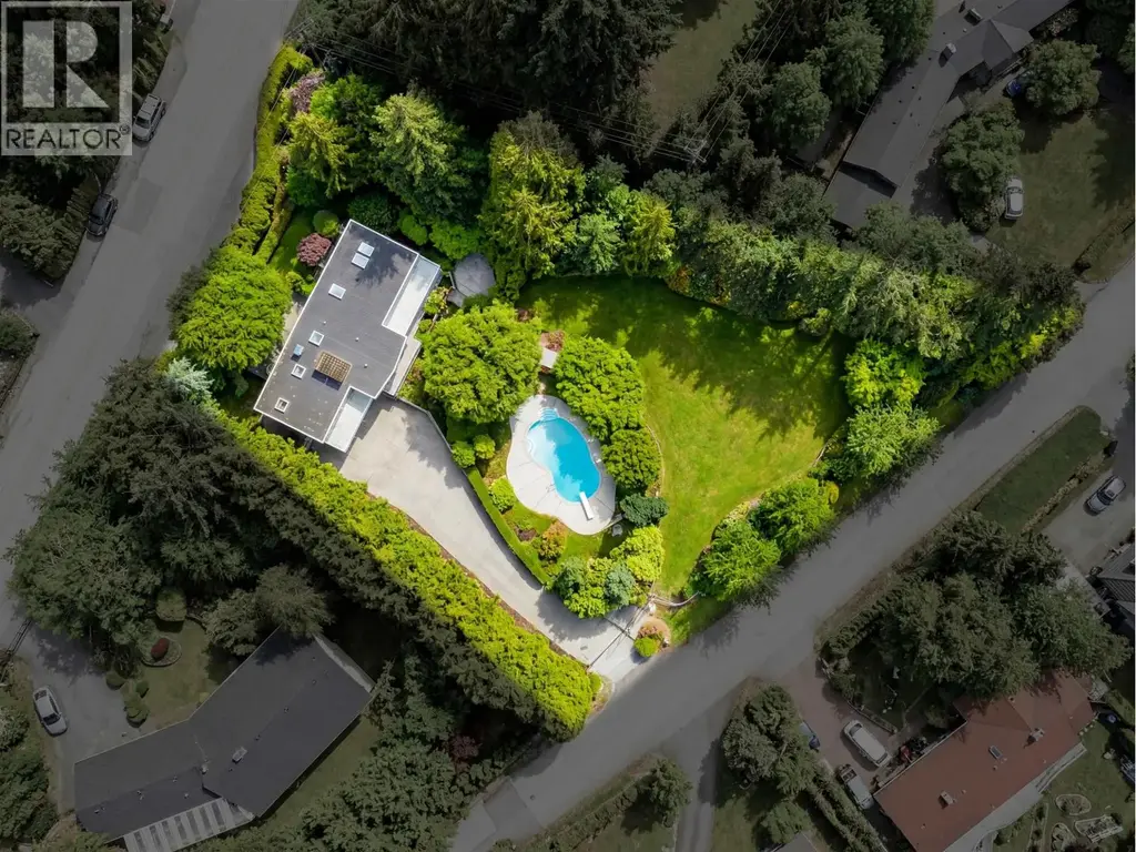 680 St. Andrews Road, West Vancouver