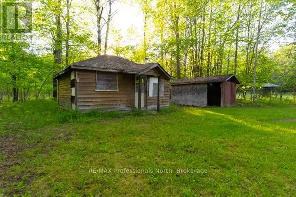 1068 Woods Road, Dysart et al (Dysart)