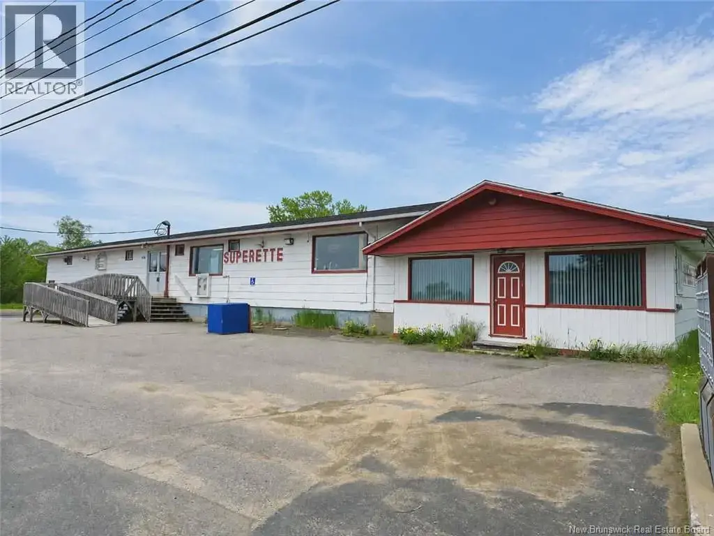 3711 Main, Belledune