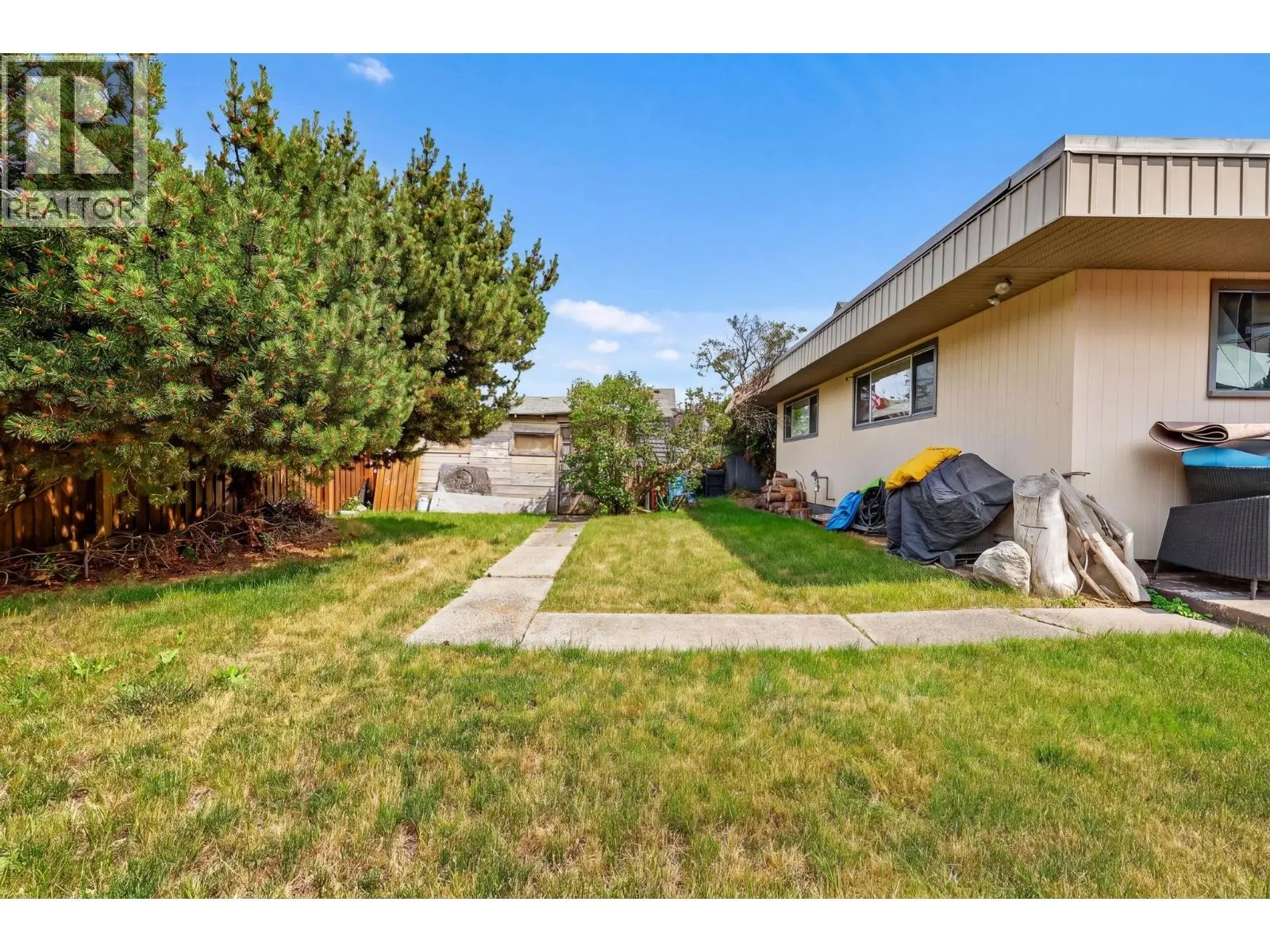 348 Burne Avenue. Kelowna, British Columbia