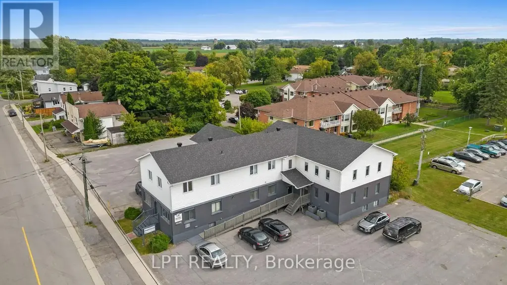 457 Main Street, North Dundas