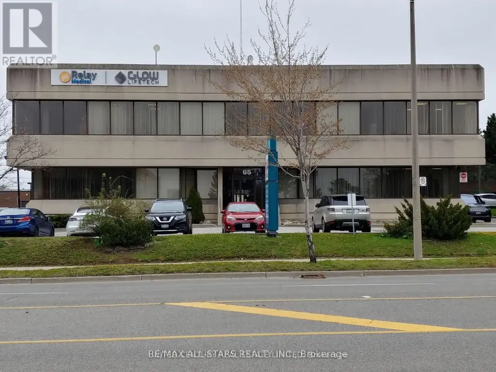 101 - 65 International Boulevard, Toronto (West Humber-Clairville)