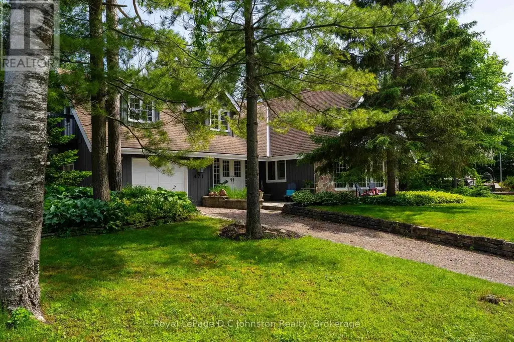 471 Eckford Avenue, Saugeen Shores