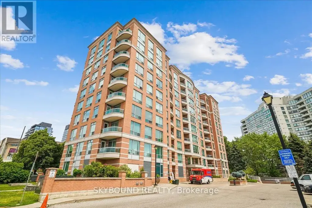 308 - 745 New Westminster Drive, Vaughan (Brownridge)