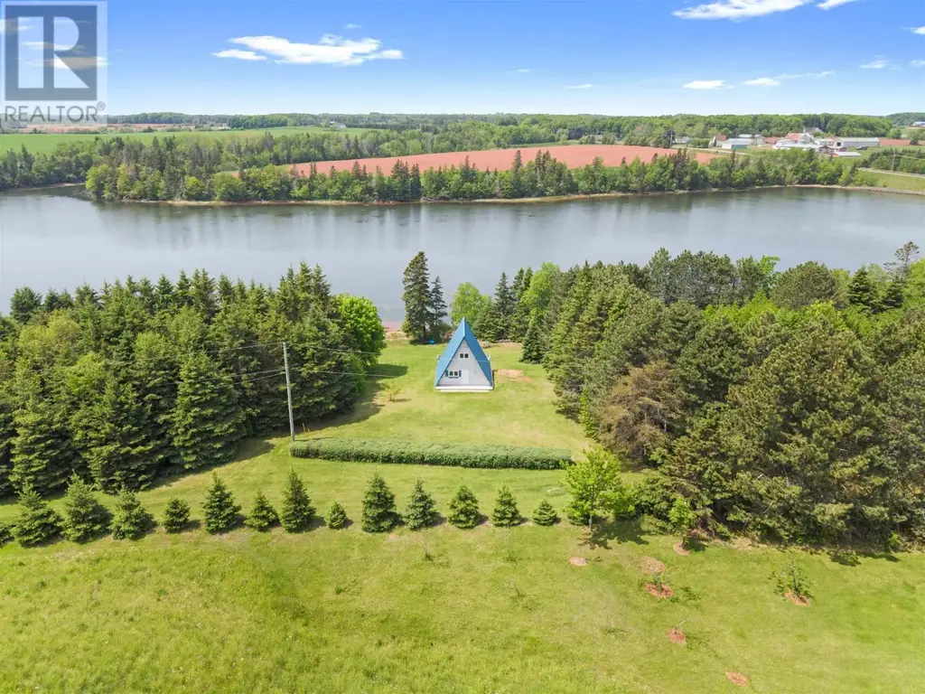 183 Cottage View Drive, Montrose