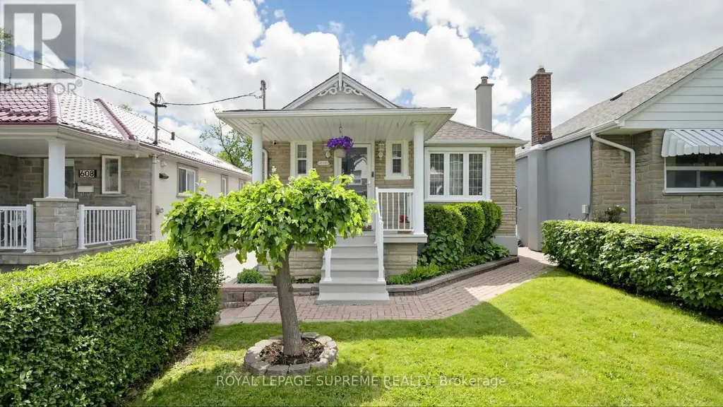 610 Mcroberts Avenue, Toronto (Caledonia-Fairbank)