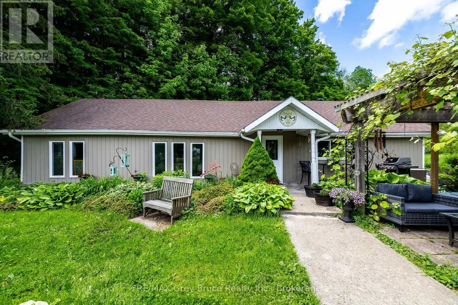 318588 Grey Rd 1, Georgian Bluffs